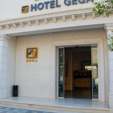 Hotel Gega Berat Exteriör bild